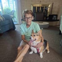 Sitter Profile Image: Betsy E.