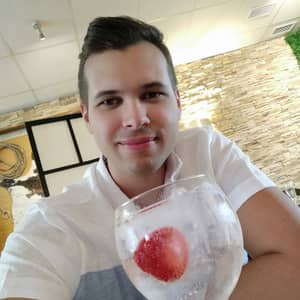 Sitter Profile Image: Aaron G.