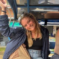 Sitter Profile Image: Darby U.