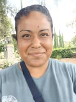 Sitter Profile Image: Viky M.