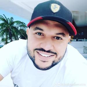 Sitter Profile Image: Josivaldo M.