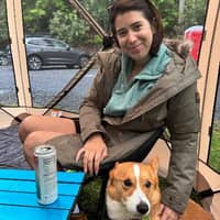 Sitter Profile Image: Caitlin S.