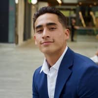 Sitter Profile Image: Tomas M.