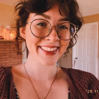 Sitter Profile Image: Reilly M.