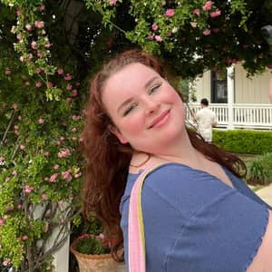 Sitter Profile Image: Alexandra P.