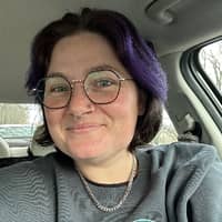 Sitter Profile Image: Emma R.