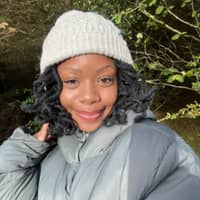 Sitter Profile Image: Justina T.