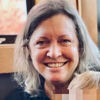 Sitter Profile Image: Pamela L.