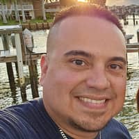 Sitter Profile Image: Luis M.