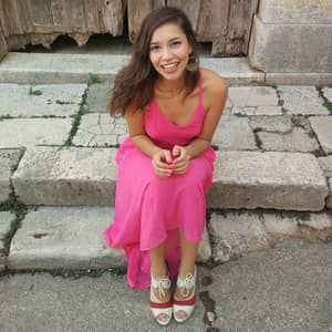 Valeria T.