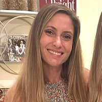 Sitter Profile Image: Tracy B.