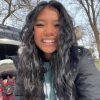 Sitter Profile Image: Sarah D.