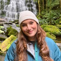 Sitter Profile Image: Sarah B.