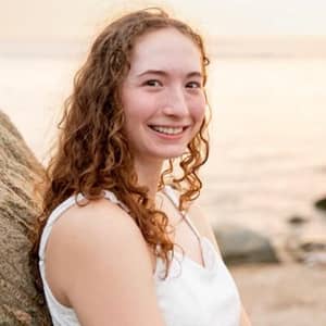 Sitter Profile Image: Sarah H.