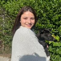 Sitter Profile Image: Hailey P.