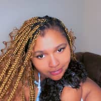 Sitter Profile Image: Ashley H.