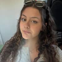 Sitter Profile Image: Christina F.