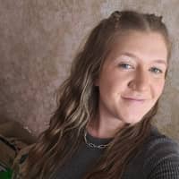 Sitter Profile Image: Madison W.