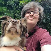 Sitter Profile Image: Loie S.