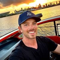 Sitter Profile Image: Chad B.