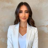 Sitter Profile Image: Jordyn F.