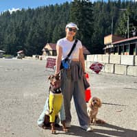 Sitter Profile Image: Erica W.