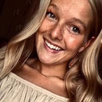 Sitter Profile Image: Sarah C.