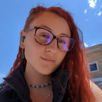 Sitter Profile Image: Lauren L.