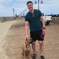 Sitter Profile Image: Dan G.