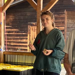 Sitter Profile Image: Maisie J.