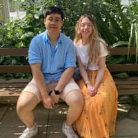 Sitter Profile Image: Laura P.