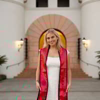 Sitter Profile Image: Olivia H.