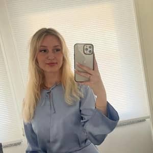 Sitter Profile Image: Lina K.