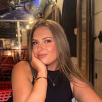 Sitter Profile Image: Katie B.