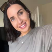 Sitter Profile Image: Davina T.