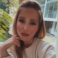 Sitter Profile Image: Anna R.