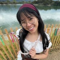 Sitter Profile Image: Joycelyn T.