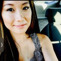 Sitter Profile Image: Lynn C.