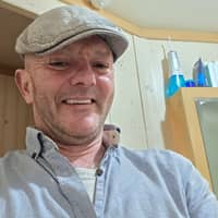 Sitter Profile Image: Christophe B.