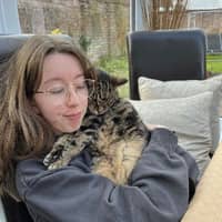 Sitter Profile Image: Juliet L.