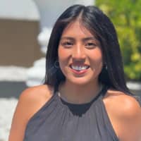 Sitter Profile Image: Laura M.