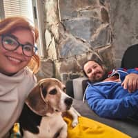 Sitter Profile Image: Claudia R.