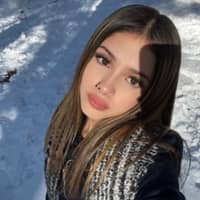 Sitter Profile Image: Ashley S.