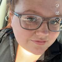 Sitter Profile Image: joyce l.