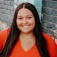 Sitter Profile Image: Mackenzee K.