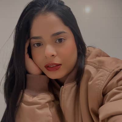 Sitter Profile Image: Melissa D.