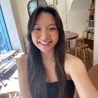 Sitter Profile Image: Sandy W.