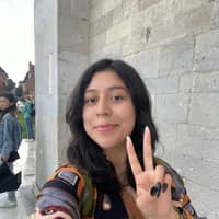 Sitter Profile Image: Nicole P.