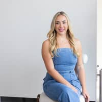 Sitter Profile Image: Anna N.