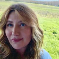 Sitter Profile Image: miranda l.